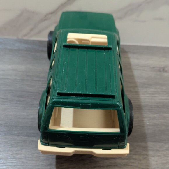 Vintage TootsieToy Green Plastic Ford Explorer Toy Car Model 4x4 SUV 10" - Picture 4 of 8